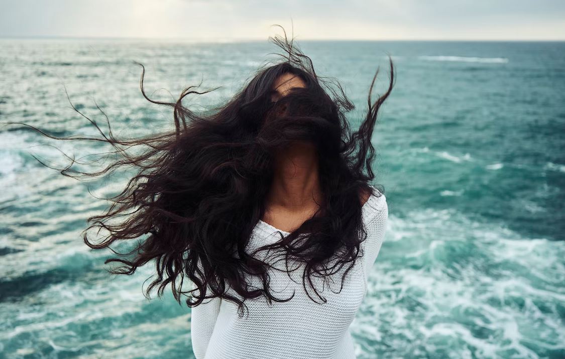 Application d’un masque capillaire : sur cheveux secs ou humides ?